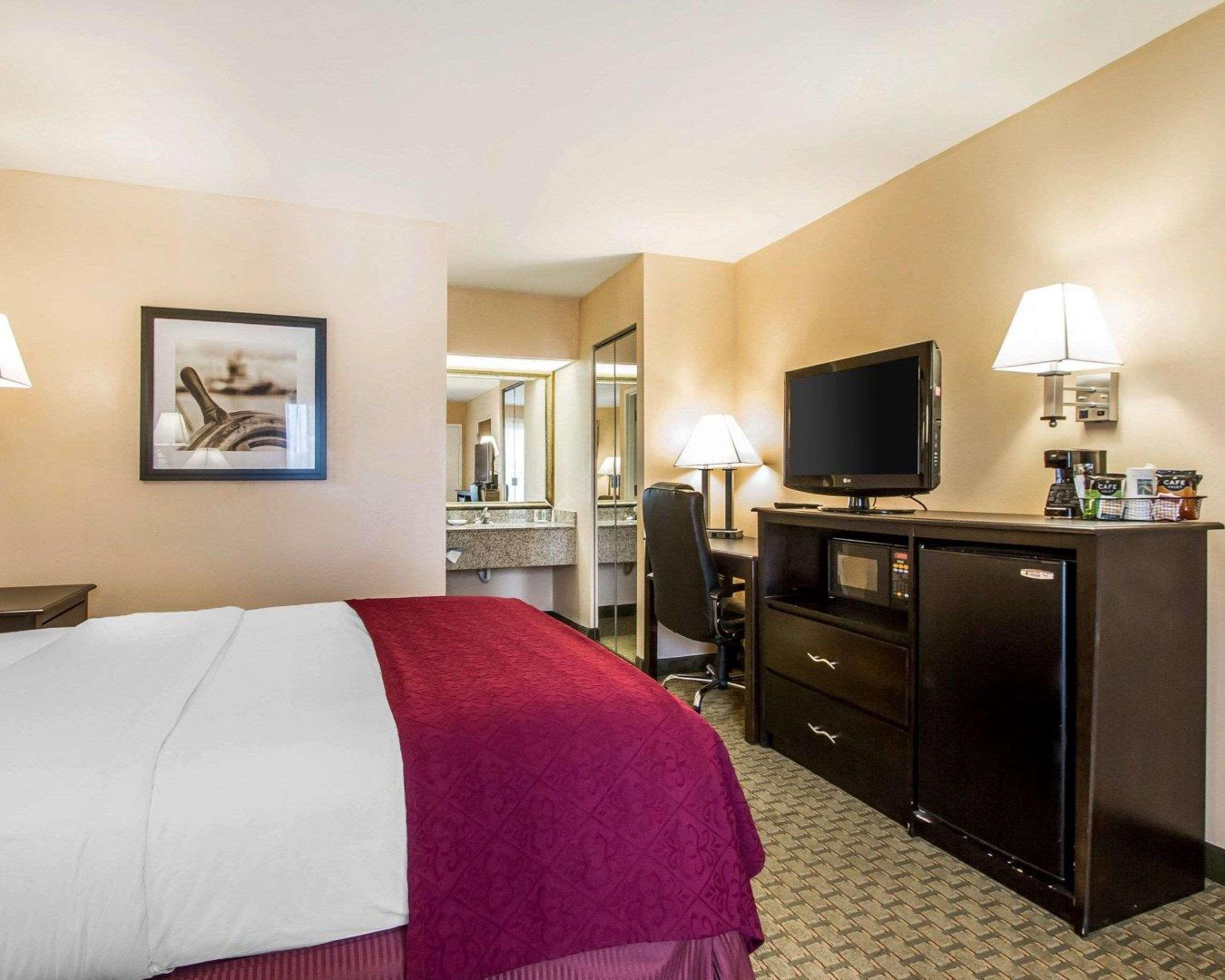 Quality Inn Фолі Екстер'єр фото