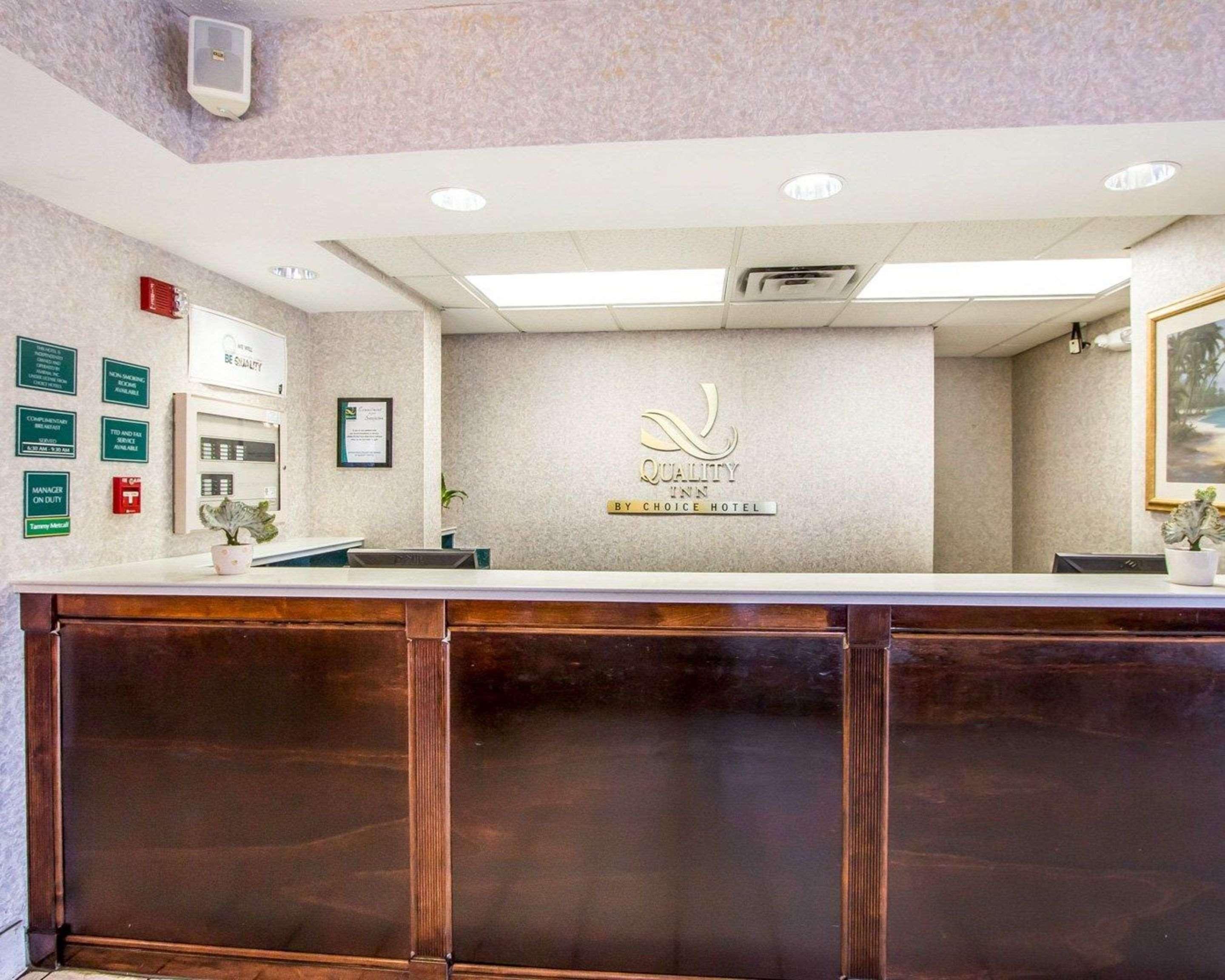 Quality Inn Фолі Екстер'єр фото