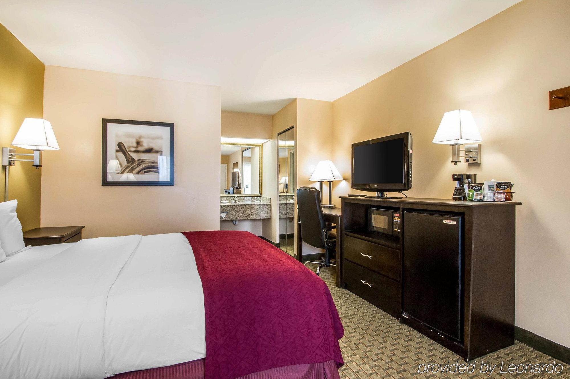Quality Inn Фолі Екстер'єр фото